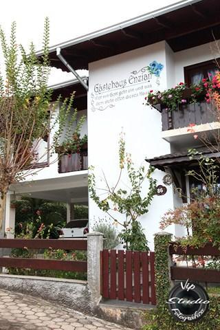 Hospedaria Gastehaus Enzian Treze Tilias Exterior photo